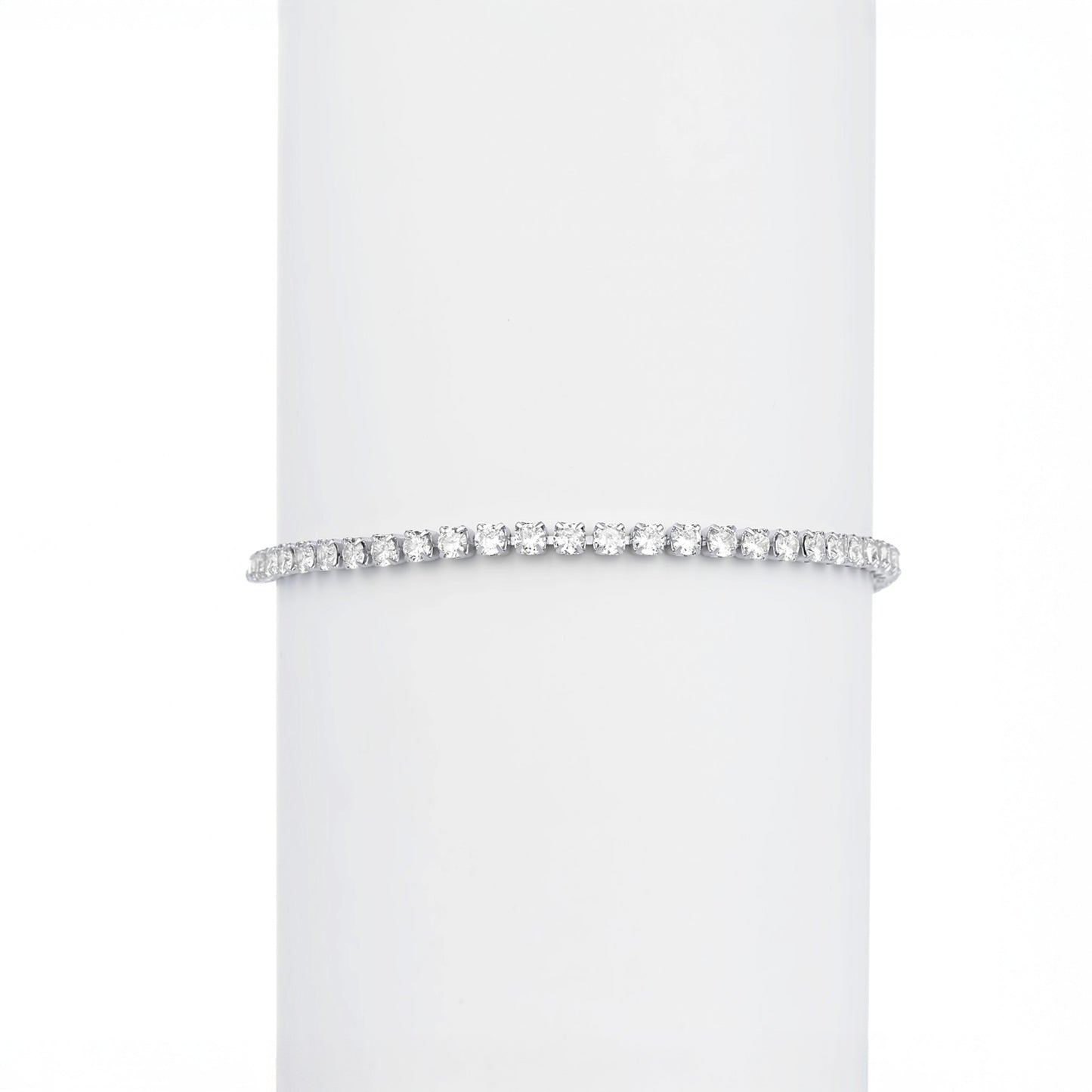 2.5 CT Diamond Tennis Bracelet in 18K Gold