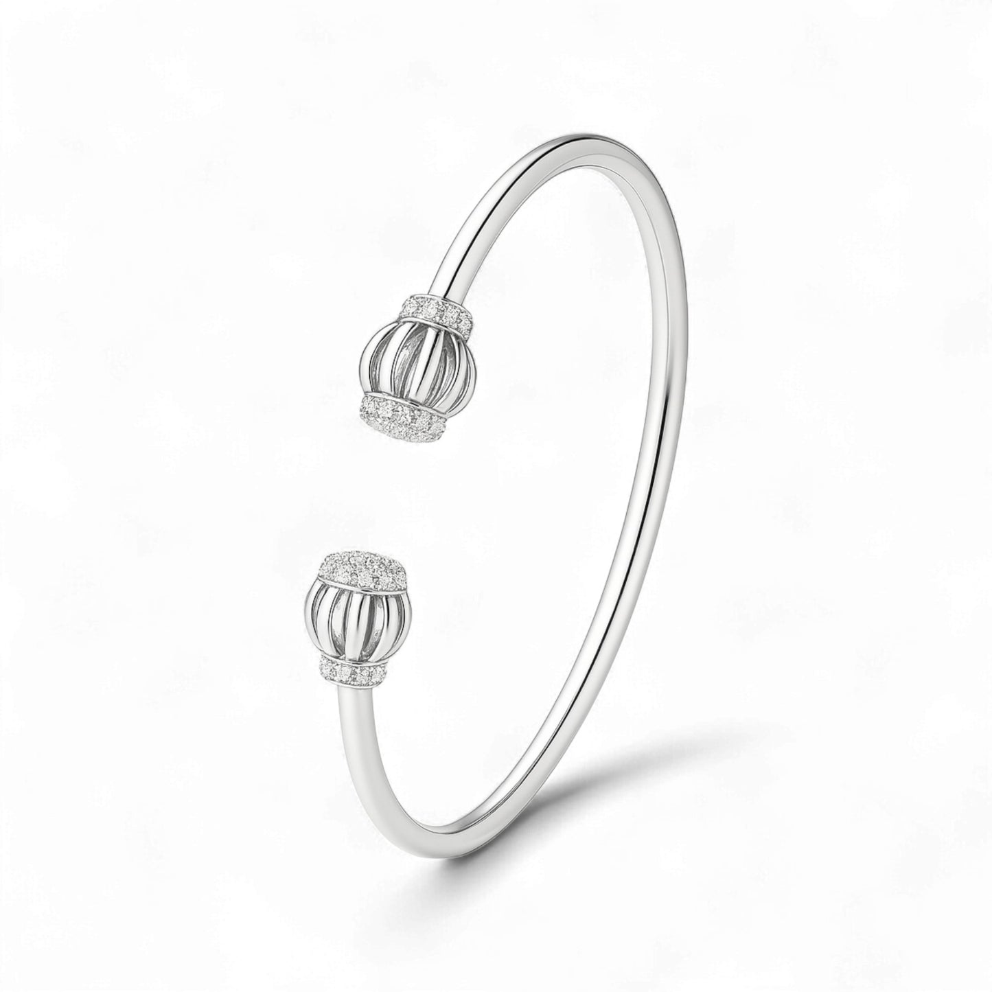 Avaria Cuff Diamond Bracelet in 18KT Gold