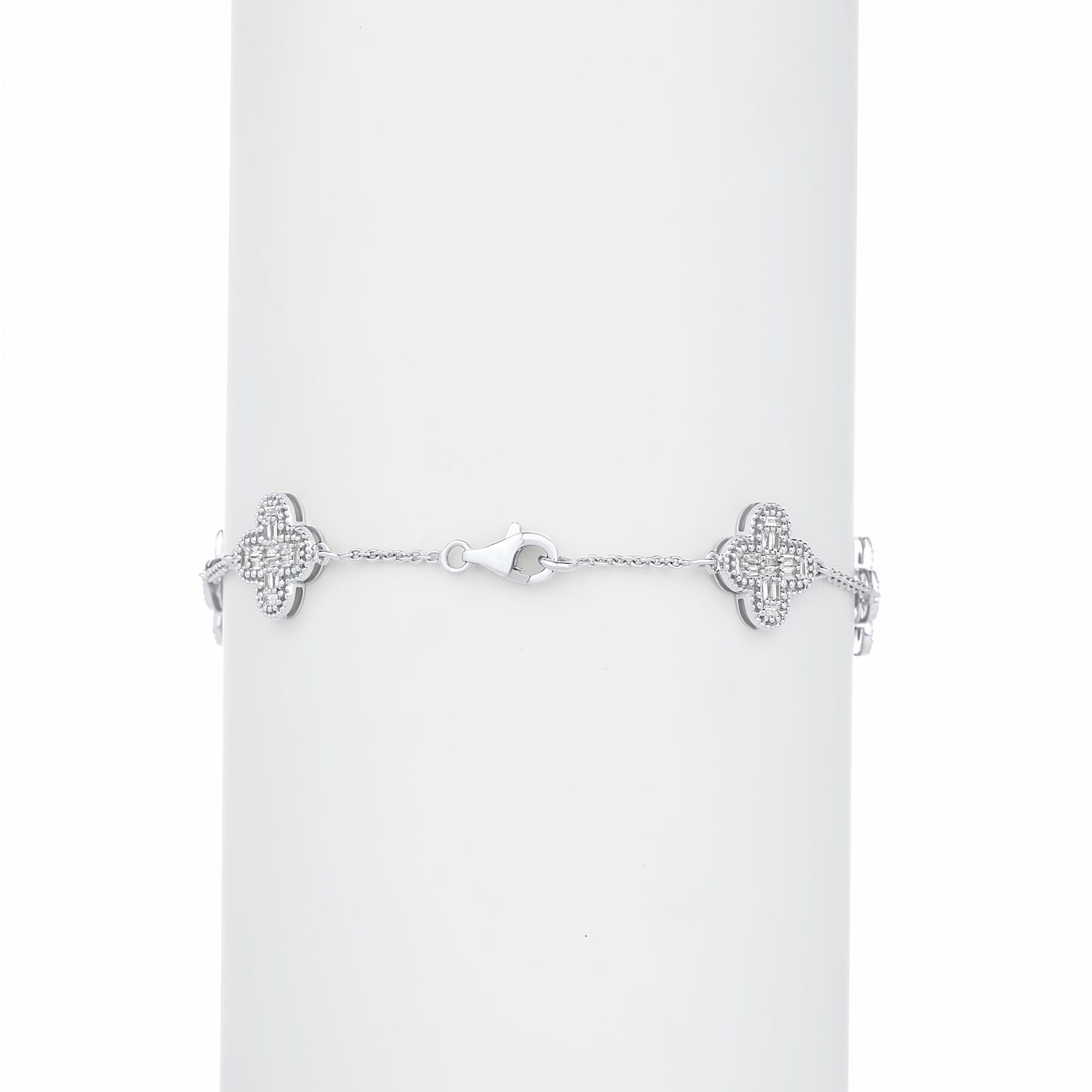 Baguette Clover Diamond Bracelet in 18K Gold