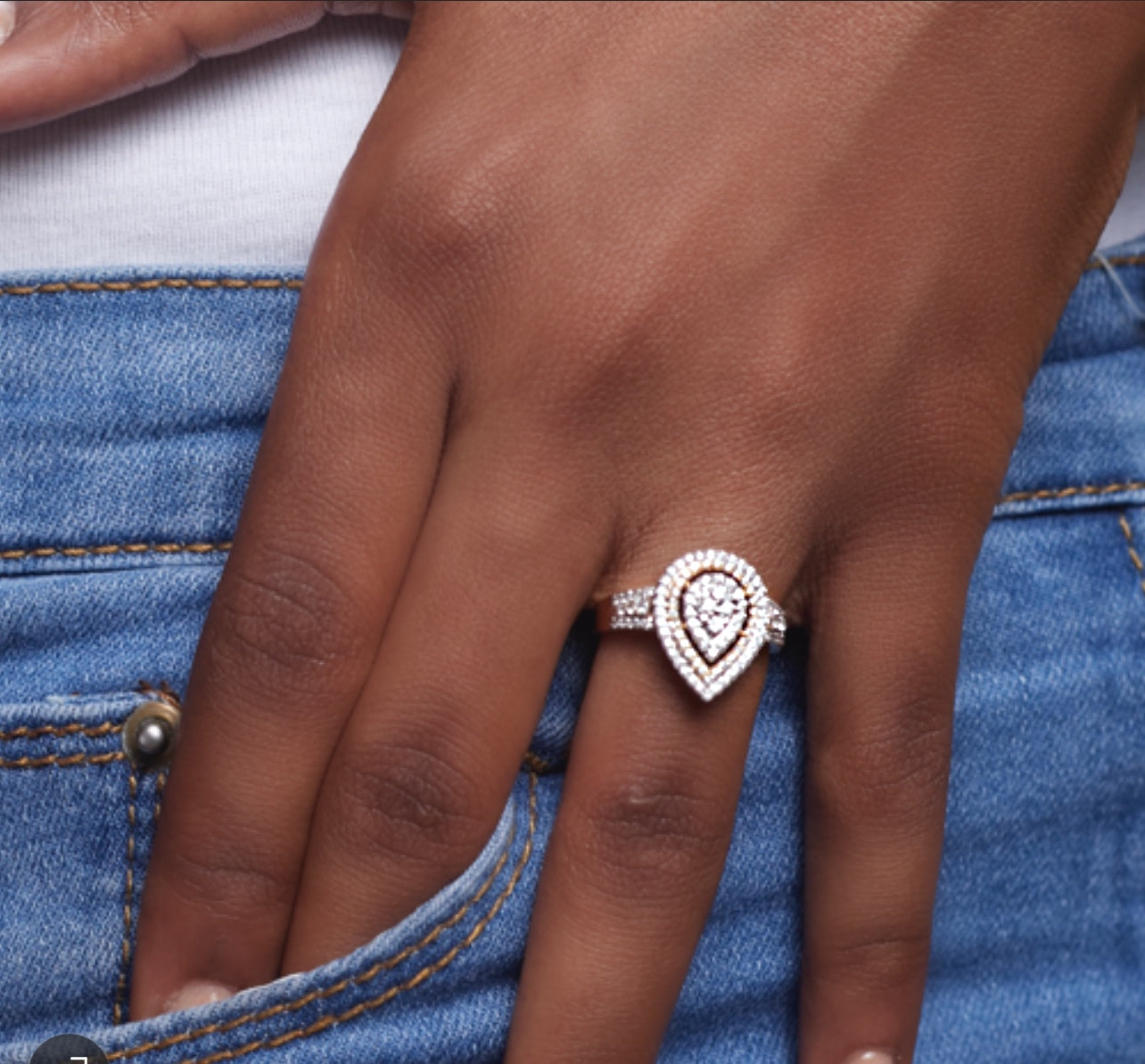 Jade Pear Cut Natural Diamond Cluster Engagement Ring in 18K Gold