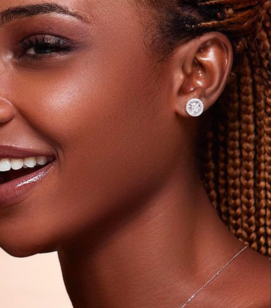 Amelia Baguette Round Cut Natural Diamond Studs in 18K Gold