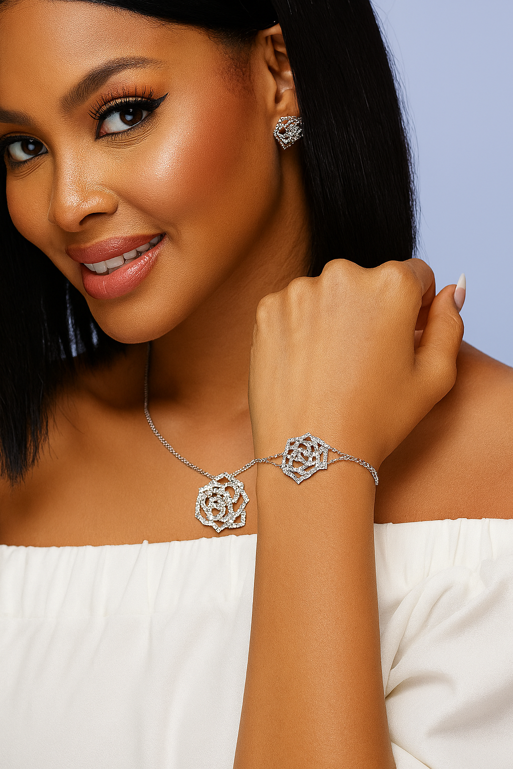 Maureen Floral Moissanite Bracelet in 18k Gold