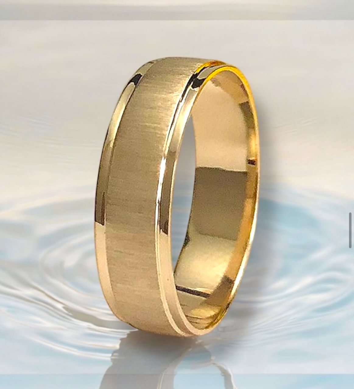 ED Band in 18K Gold
