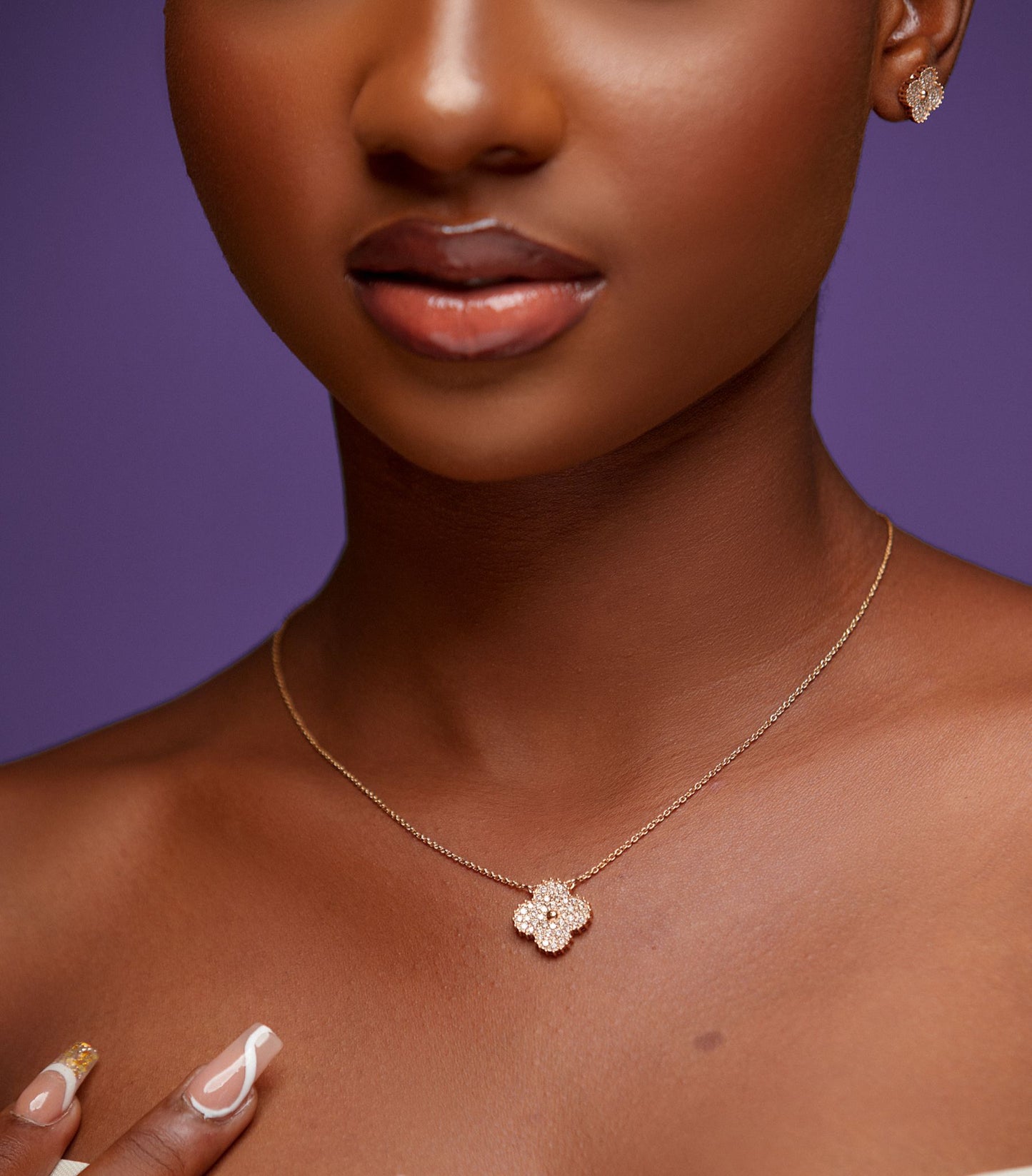 Midball Clover Natural Diamond Necklace