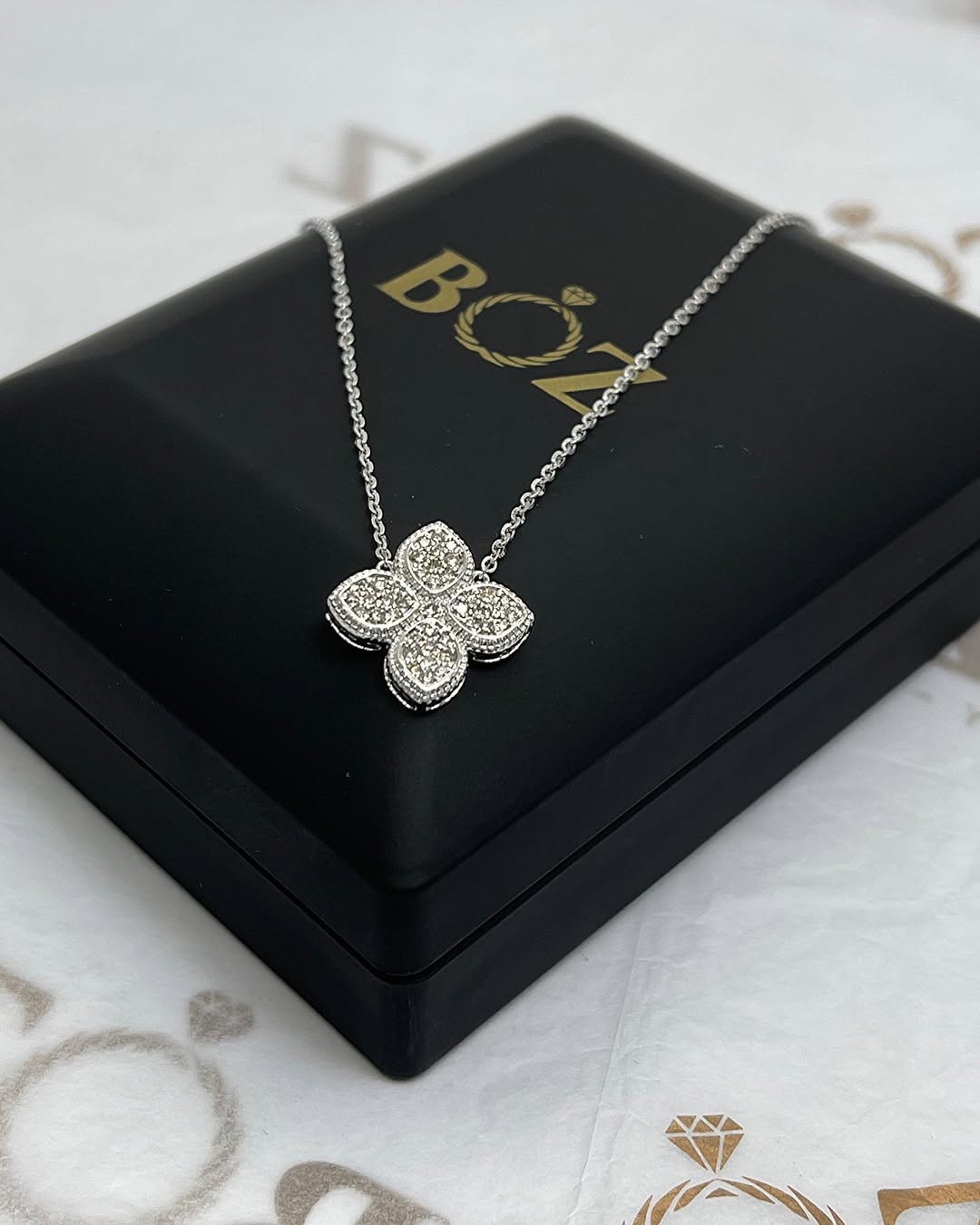 Nora Natural Diamond Necklace in 18k Gold