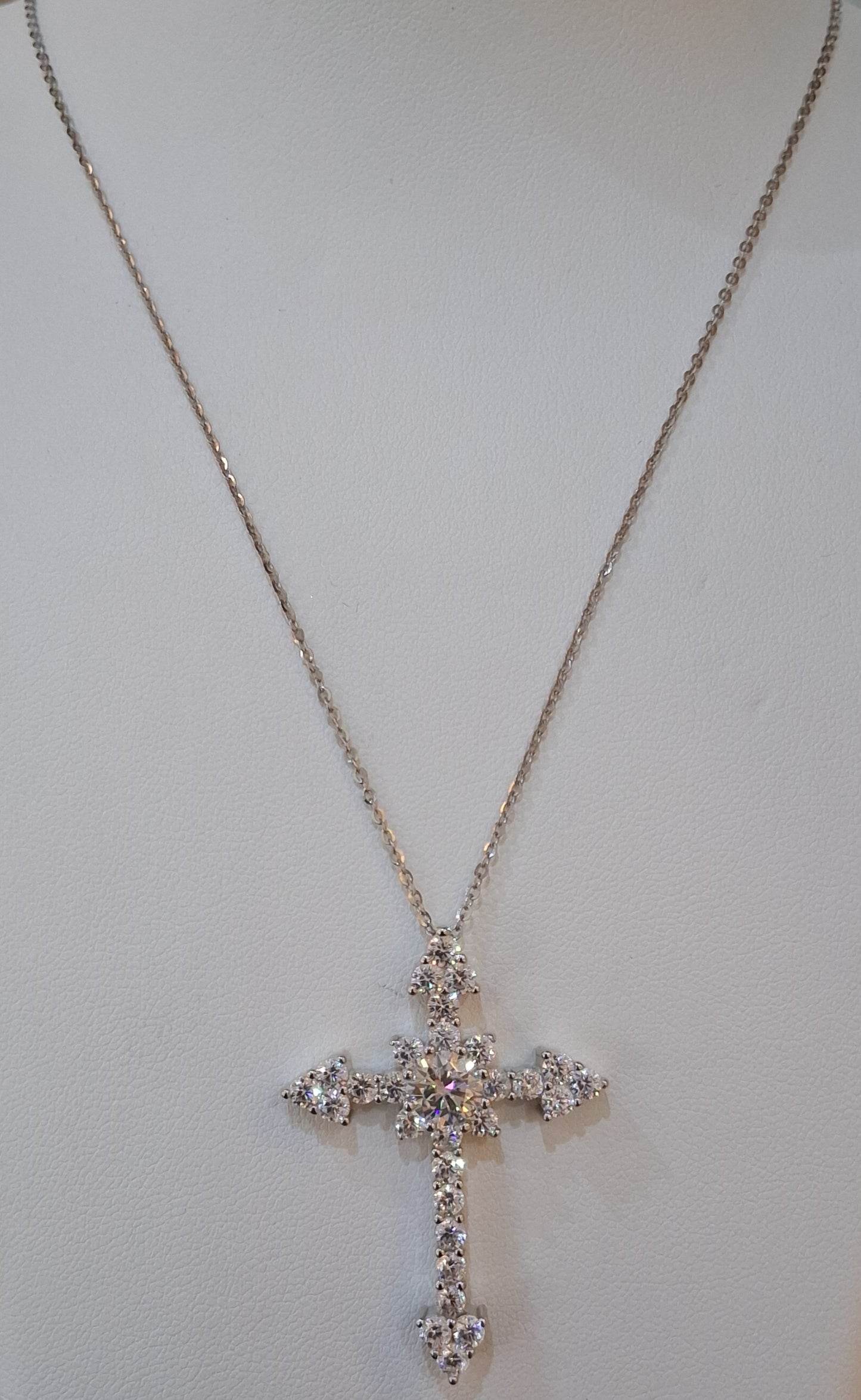 Amari Moissanite Cross Necklace in 925 Sterling Silver