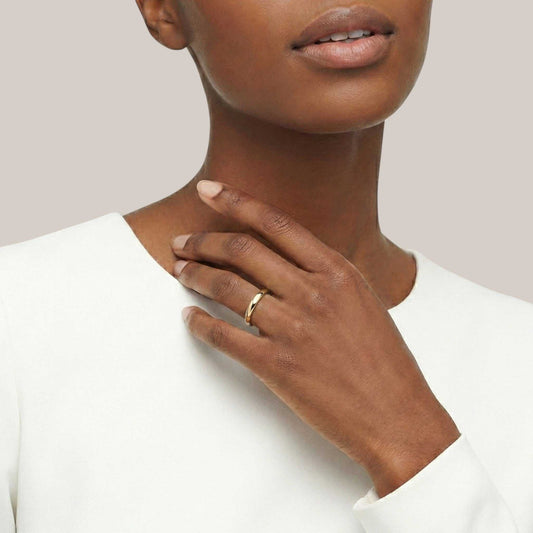 4MM Comfort Fit Band in 18KT Gold