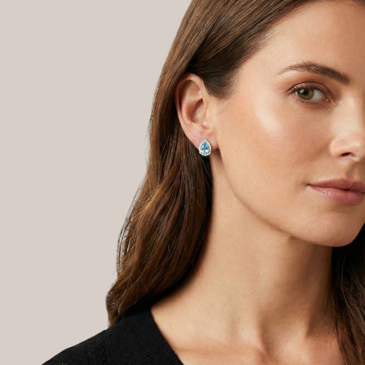 Gemstone Pear Stud in 18KT Gold
