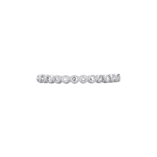 Lucy Diamond Band in 18KT gold with hand-set natural diamonds, slim and elegant design