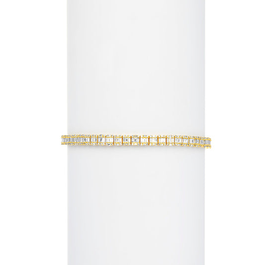 Baguette Cut Diamond Bracelets in 18K Gold