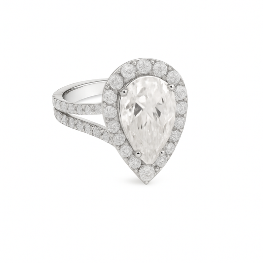 Leona Pear Cut Moissanite Engagement Ring in 18K Gold