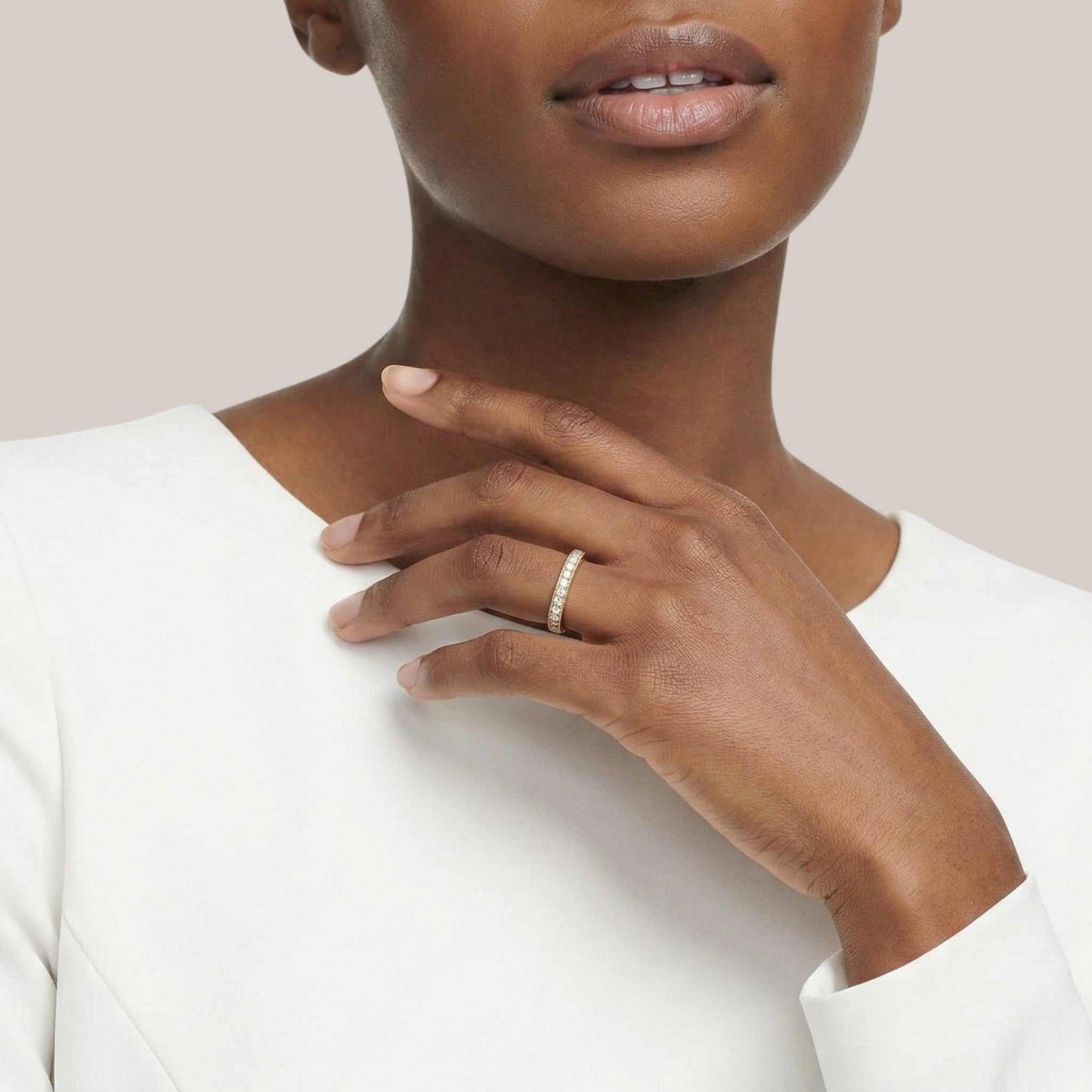 Pearl Milgrain Natural Diamond Band in 18KT Gold