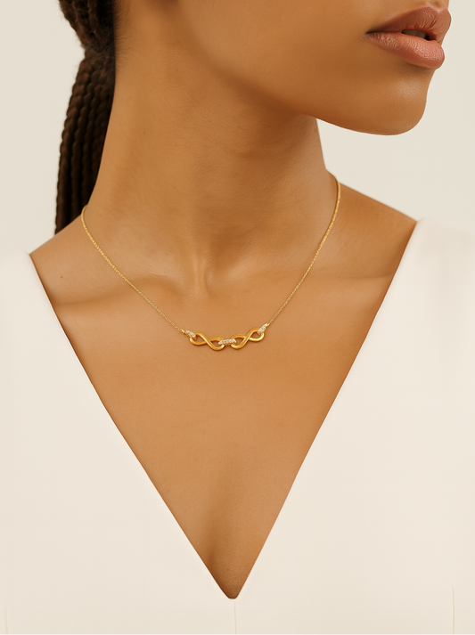 Joan Horizontal Diamond Necklace in 18K Gold