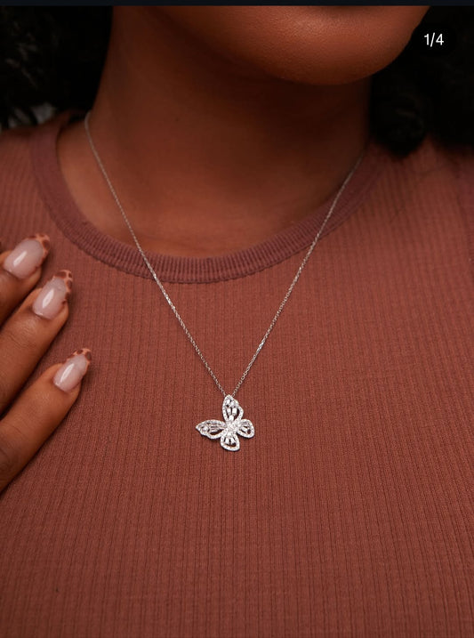 Jane Butterfly Diamond Necklace in 18K Gold