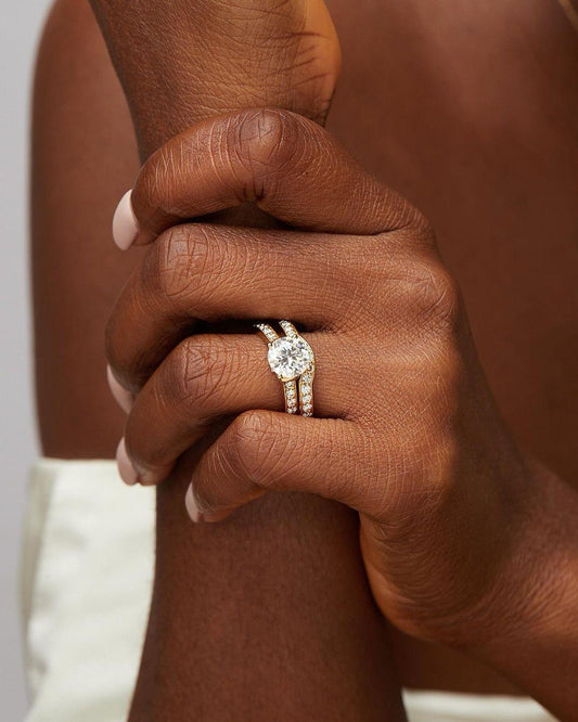 Evermore Round Moissanite Bride Set 18K Gold