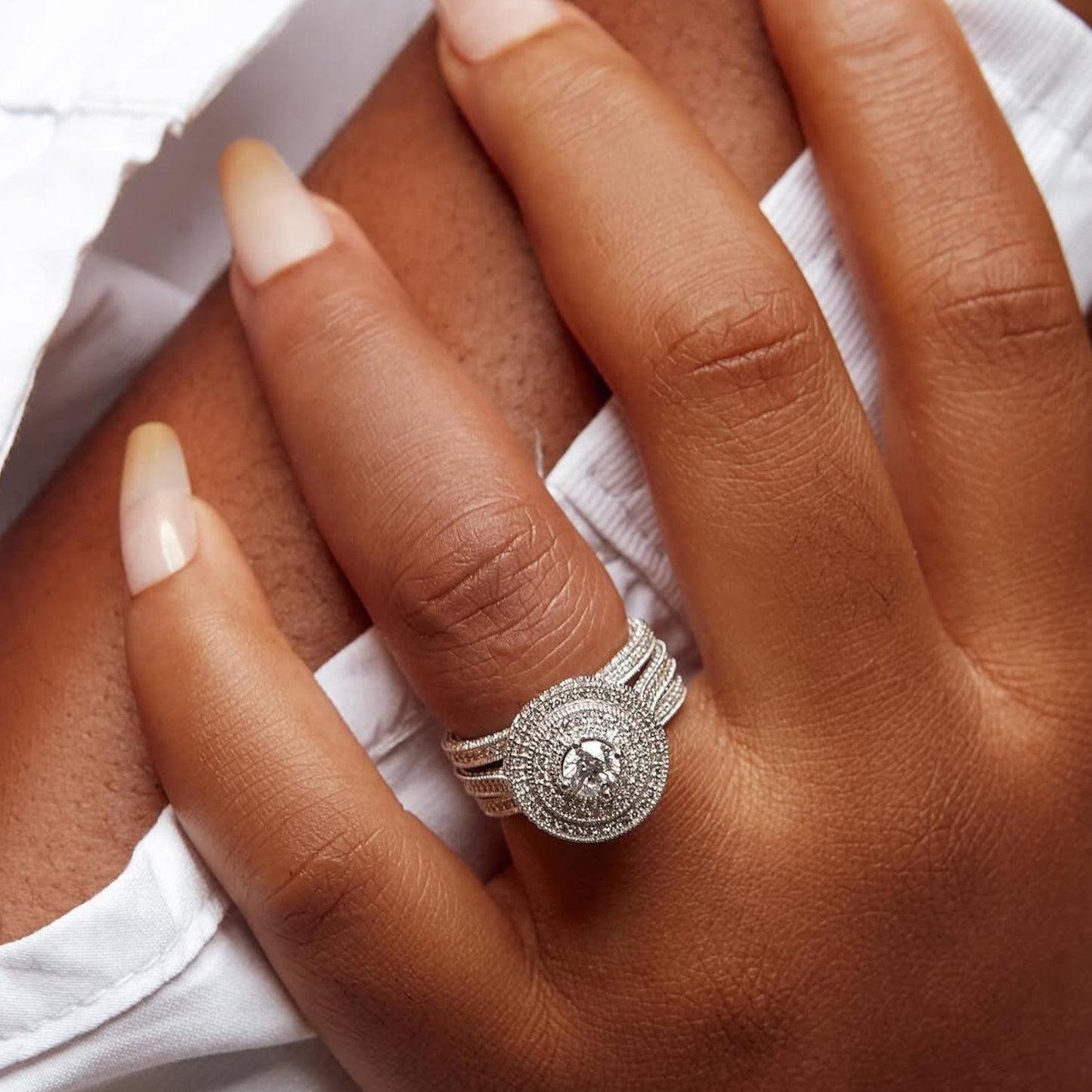 Zack Round Cut Natural Diamond Bride Set in 18KT Gold